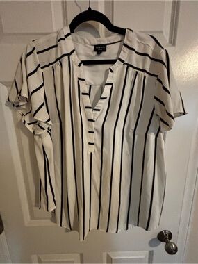 torrid White Blouse with Black Vertical Stripes